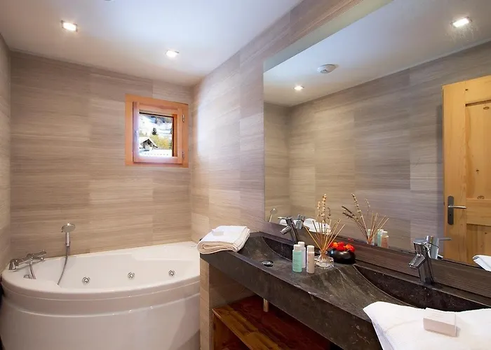 Norma By Leavetown Vacations *